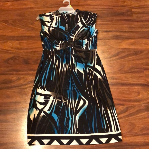 Glamour Dresses & Skirts - NWT gorgeous women’s dress size 8